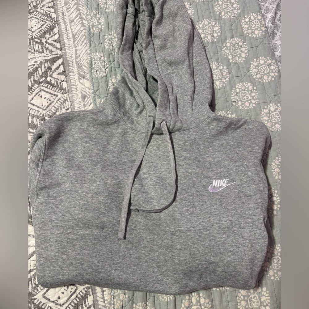 nike men’s gray hoodie size large